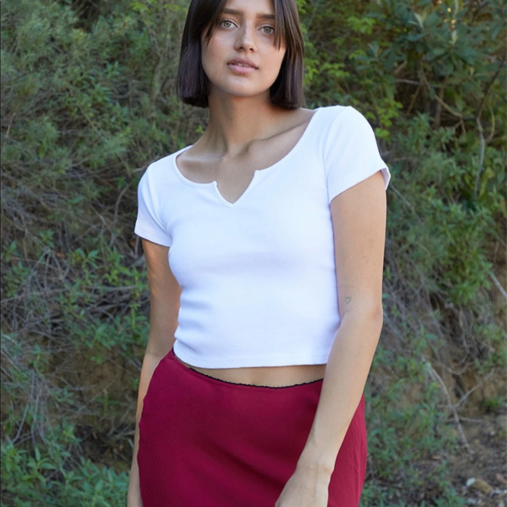 BRANDY CROP WHITE - Picture 1 of 4